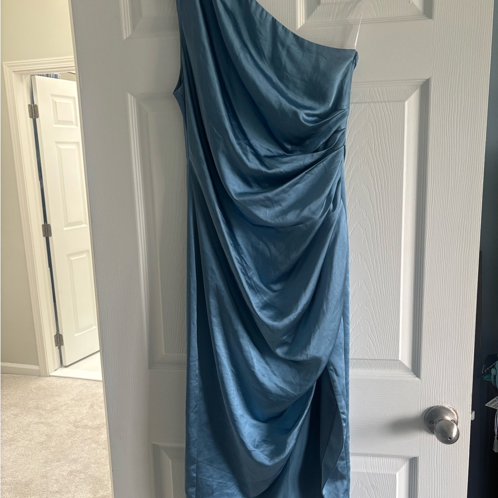 One-Shoulder Blue Satin Drape Dress